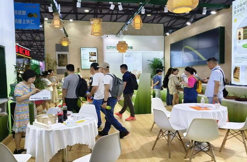 青神竹編驚艷上海，傳統(tǒng)工藝閃耀第117屆中國(guó)百貨會(huì)